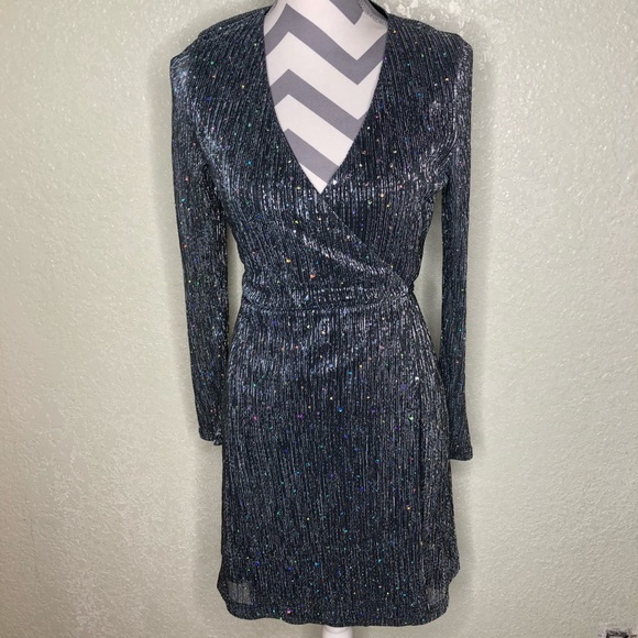 Topshop Dresses & Skirts - TOPSHOP Wrap Silver Sparkle Dress 10 Read Down